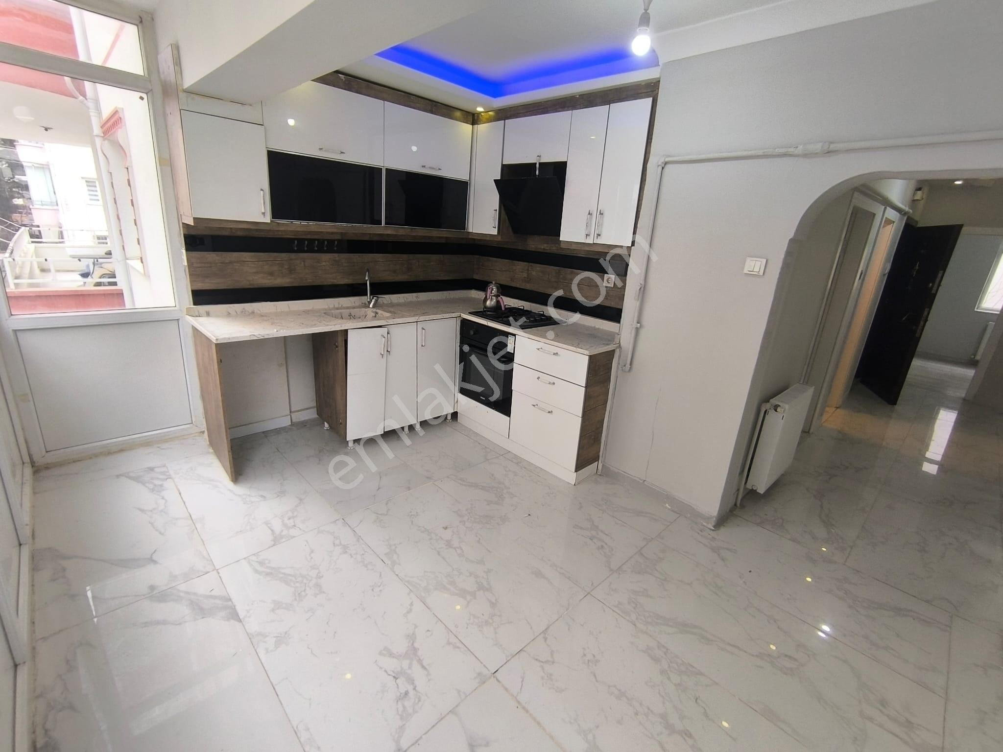 Ankara Sincan Pınarbaşı Mh'de 3+1 Ara Katta Yapılı Fırsat Daire