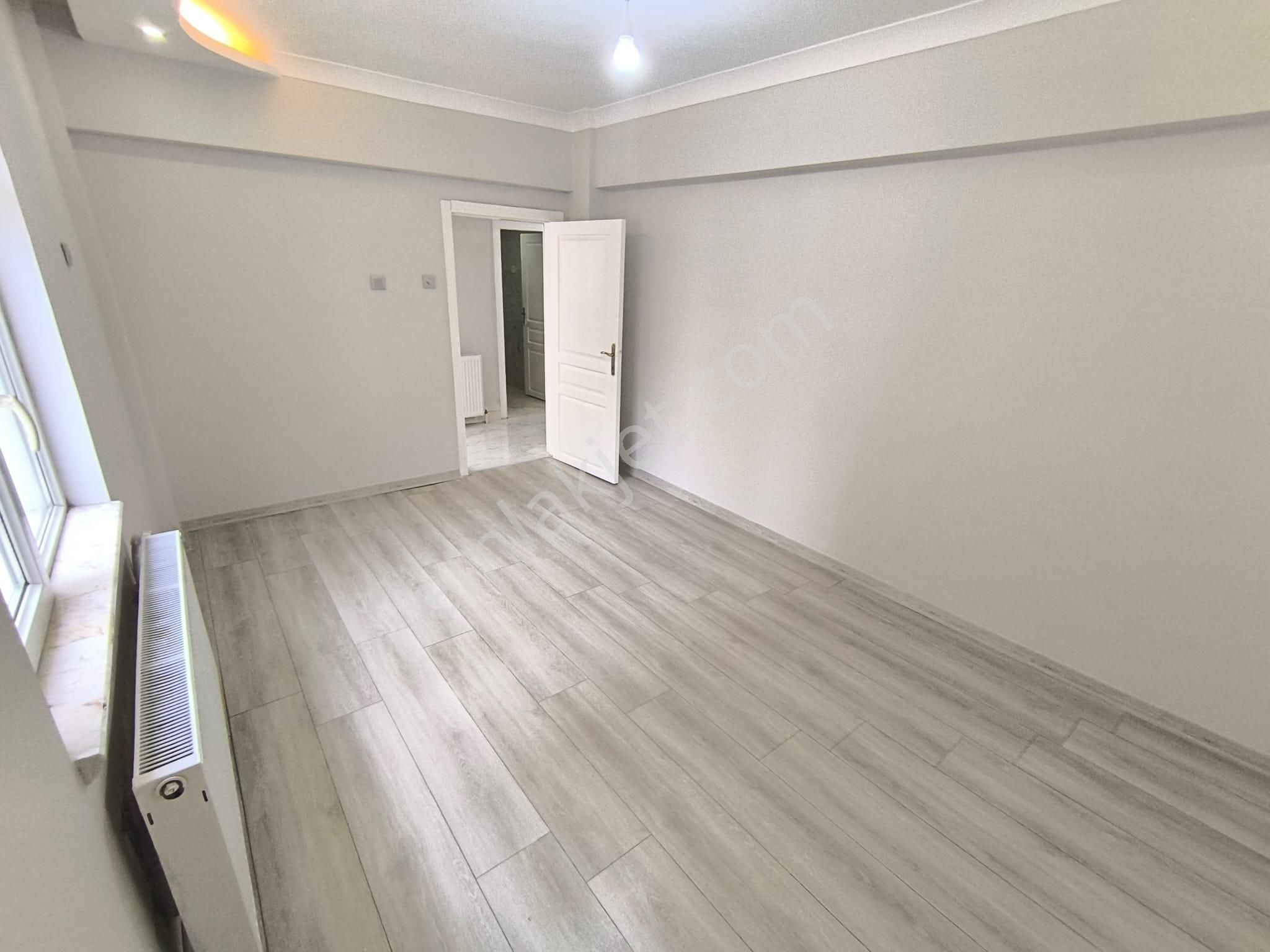 Ankara Sincan Pınarbaşı Mh'de 3+1 Ara Katta Yapılı Fırsat Daire - Görsel 14