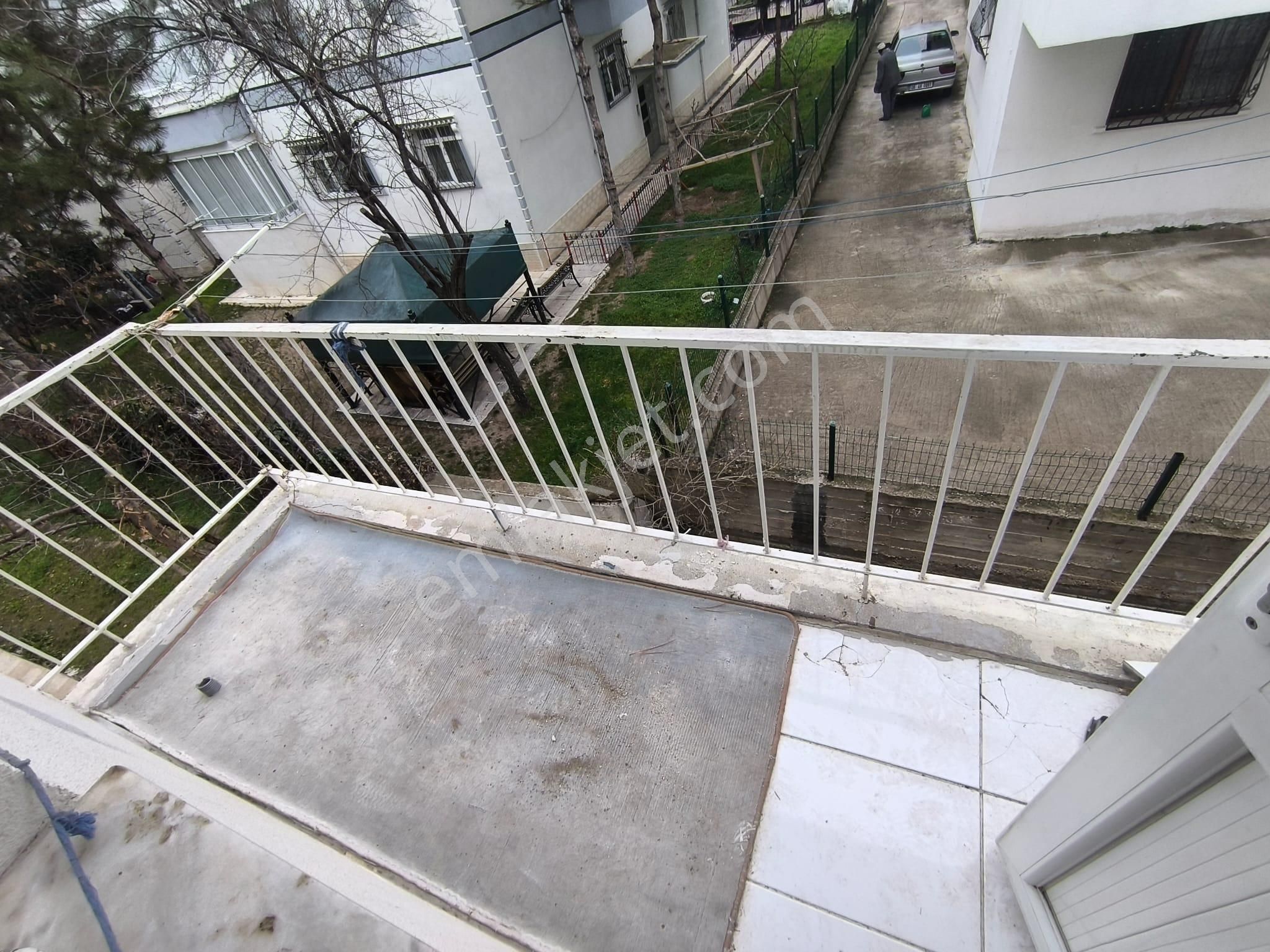 Ankara Sincan Pınarbaşı Mh'de 3+1 Ara Katta Yapılı Fırsat Daire - Görsel 32