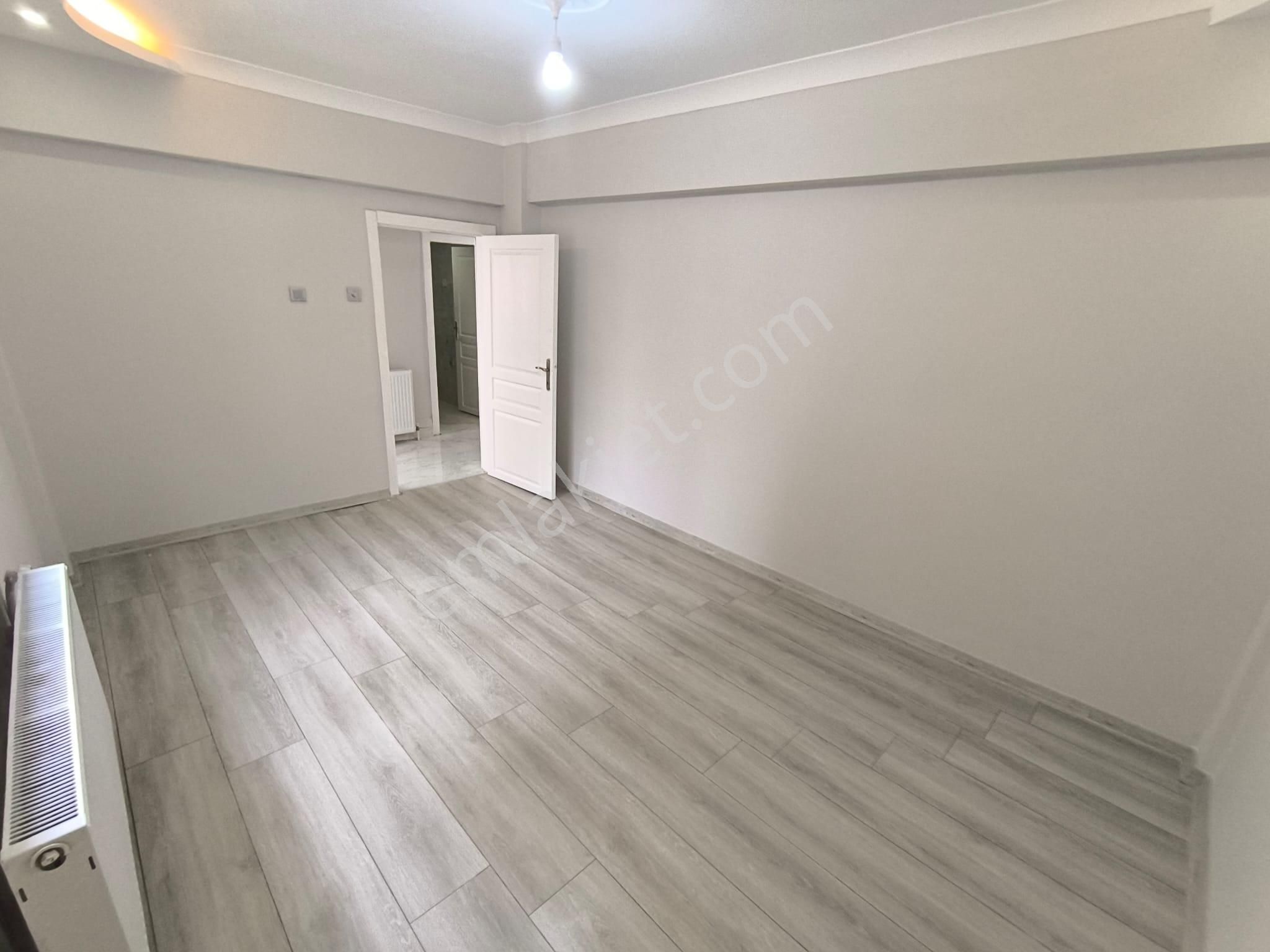 Ankara Sincan Pınarbaşı Mh'de 3+1 Ara Katta Yapılı Fırsat Daire - Görsel 15