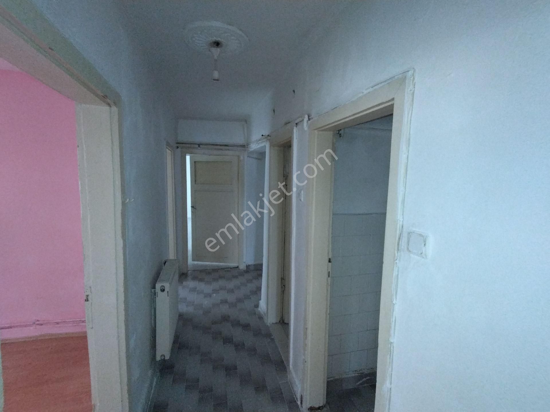 Kent Emlaktan Abidinpaşada 3+1 Kot-2 De Balkonlu Kiralık Daire - Görsel 3