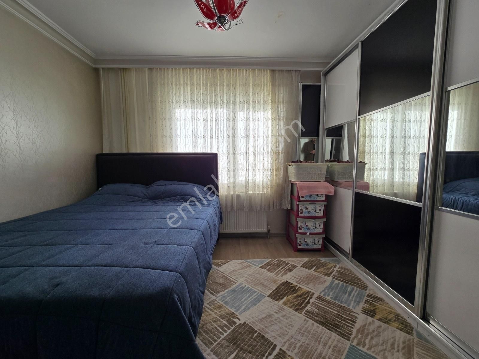 Alsancak Mah Satılık 3+1 Geniş Çift Banyolu Arakat Daire - Görsel 12