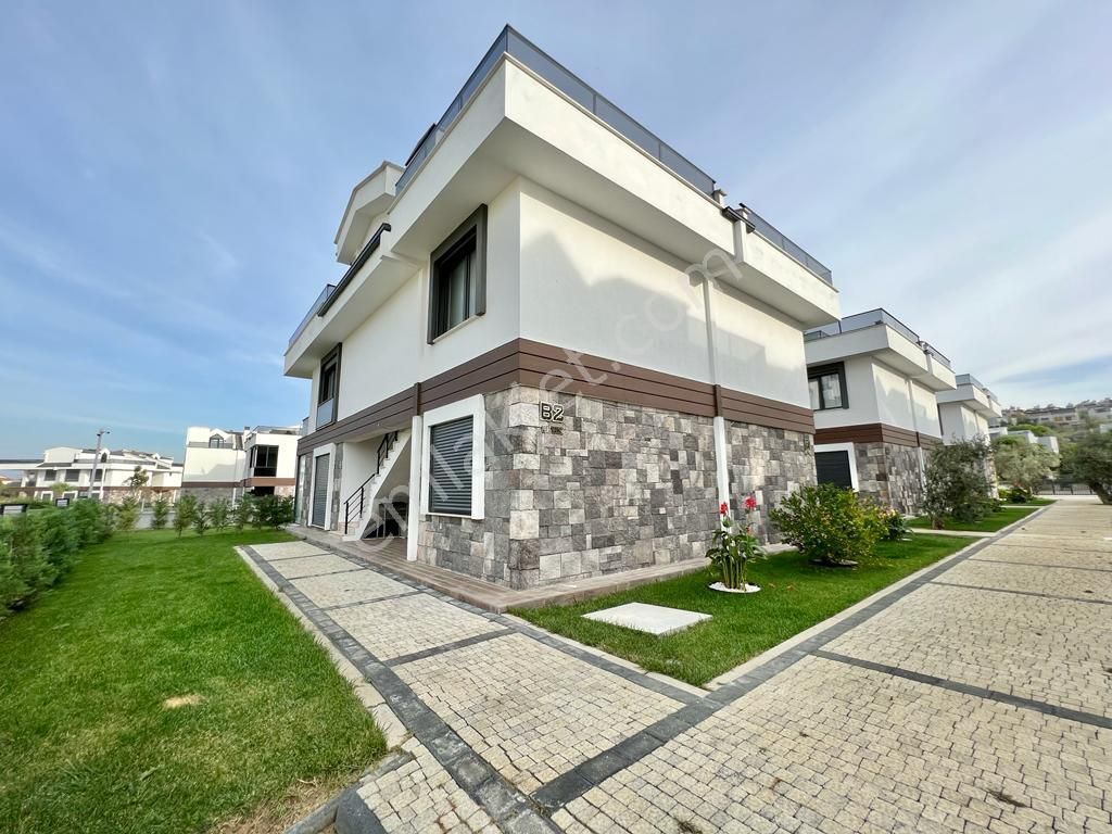 ✨akçay Ay Emlak'tan✨pelitköy'de Denize Sıfır Butik Sitede Yüzme Havuzlu Satılık 1+1 Lüks Daire - Görsel 31