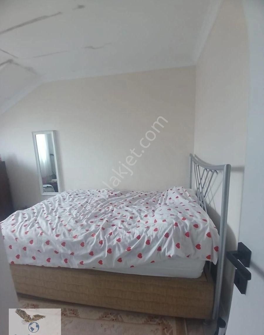 Müslüm Emlaktan Şükrübey Metrobüs Durağına Yürüme Mesafesinde Dublex - Görsel 32