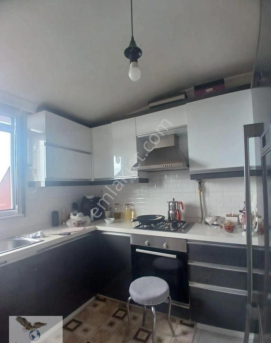 Müslüm Emlaktan Şükrübey Metrobüs Durağına Yürüme Mesafesinde Dublex - Görsel 13