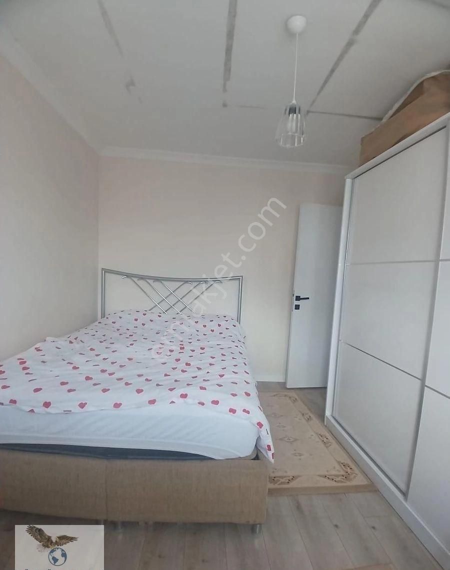 Müslüm Emlaktan Şükrübey Metrobüs Durağına Yürüme Mesafesinde Dublex - Görsel 22