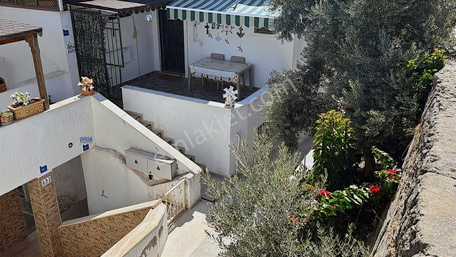 Bodrum Bağla Bankev Sitesin`de Deniz Manzaralı Bahçeli 3+1 Daire - Görsel 13