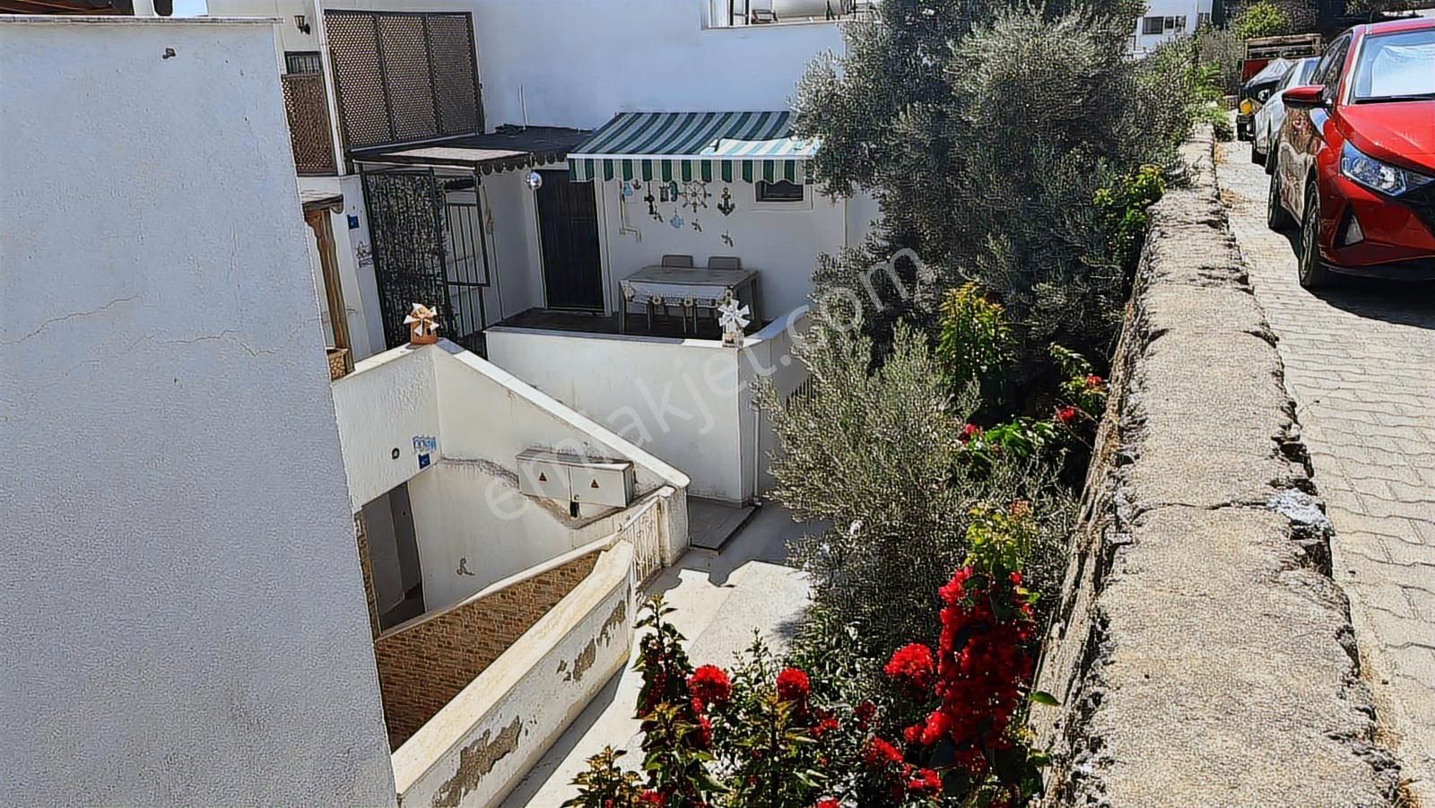 Bodrum Bağla Bankev Sitesin`de Deniz Manzaralı Bahçeli 3+1 Daire - Görsel 33