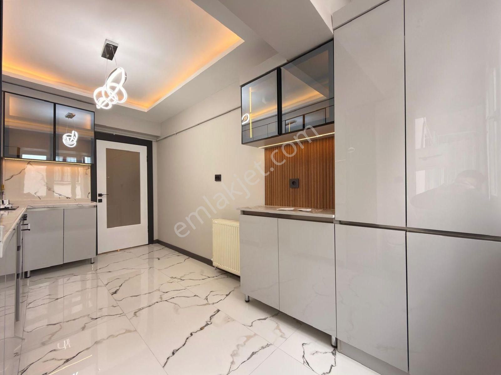 Çamlıtepe'de Baştan Sona Yenilenmiş Kızılay Yürüme Mesafesinde - Görsel 9