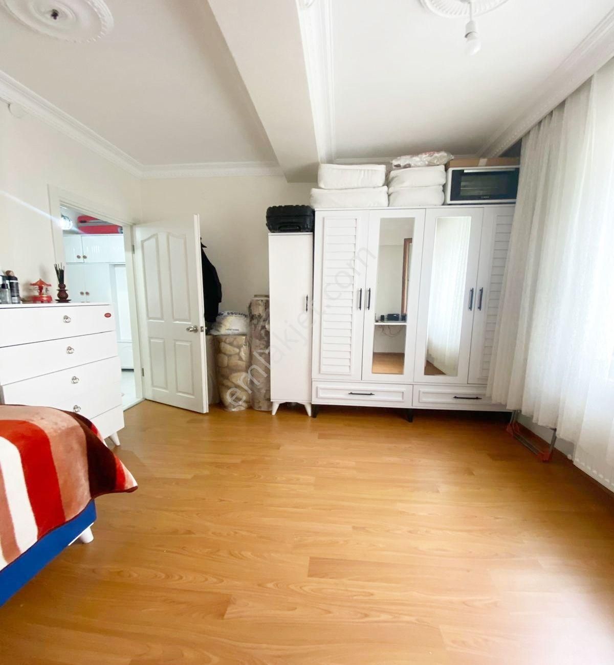 Avcılar Cihangirde Metrobüs Dibinde 2+1 Daire - Görsel 11