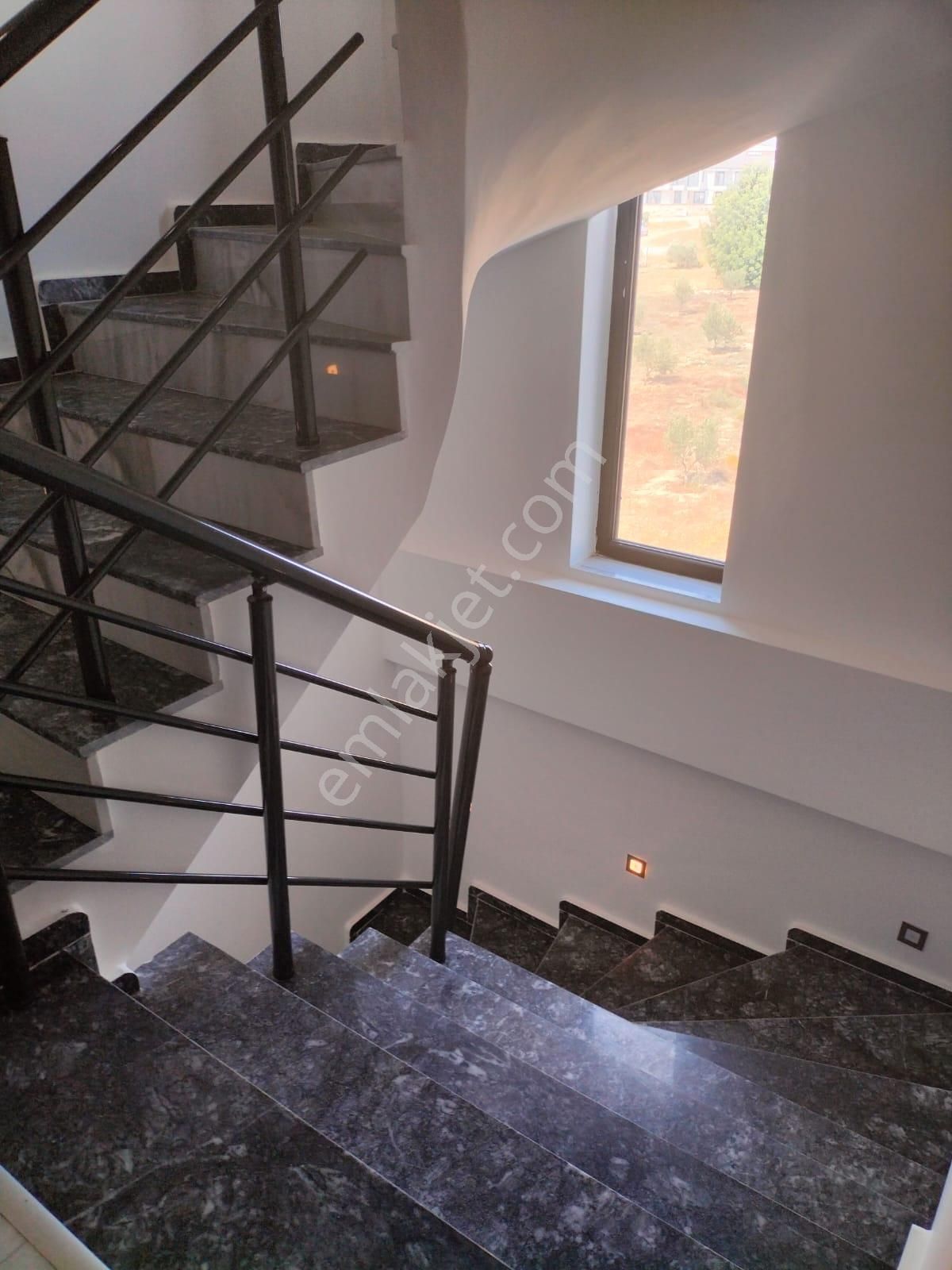 Aydın Didim Hisar Mah. Ful Eşyalı Havuzlu 4+1 Müstakil Bahçeli Villa - Görsel 19