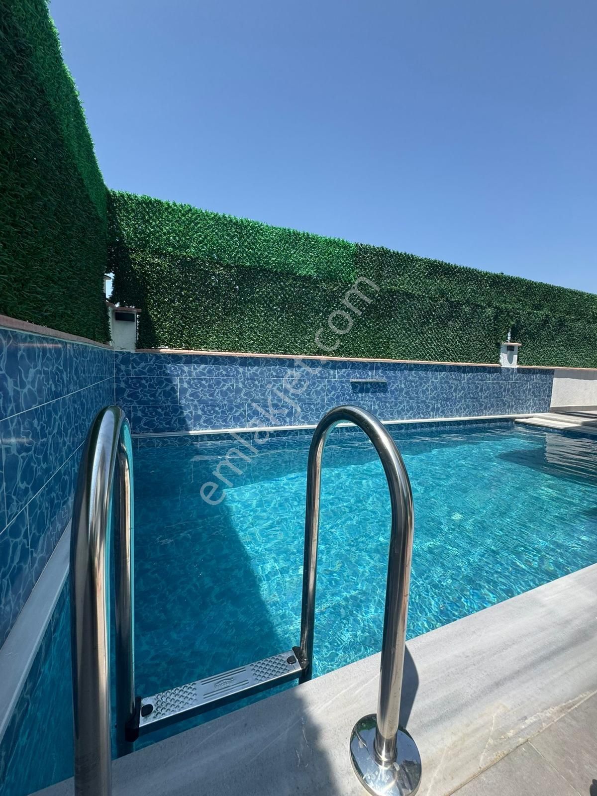 Aydın Didim Hisar Mah. Ful Eşyalı Havuzlu 4+1 Müstakil Bahçeli Villa