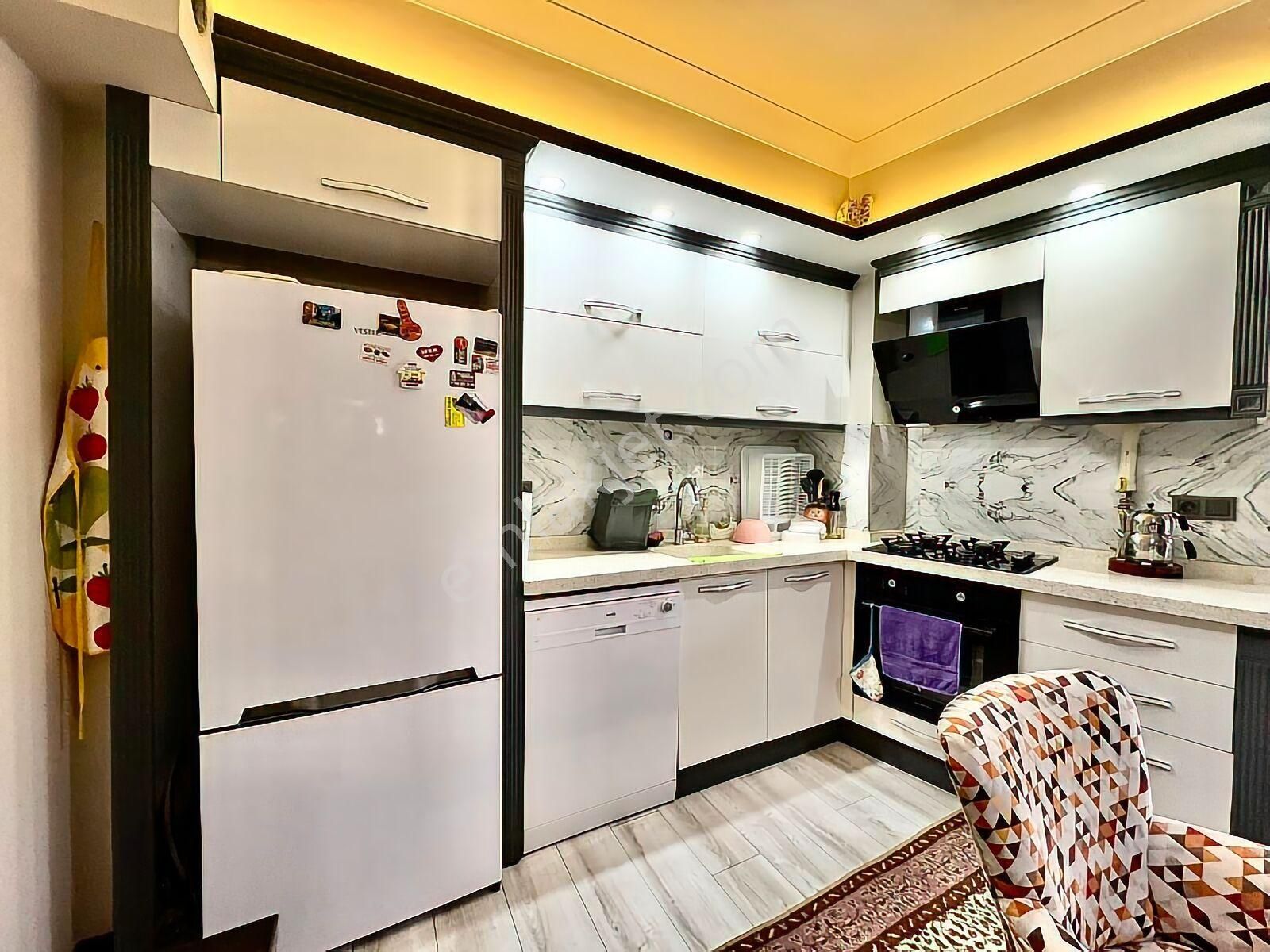 🛑🛑aktif'ten Akçay'da Satılık Şahane Tasarımlı Ön Cephe Ferah 3 Yaşında 1+1 Daire - Görsel 4