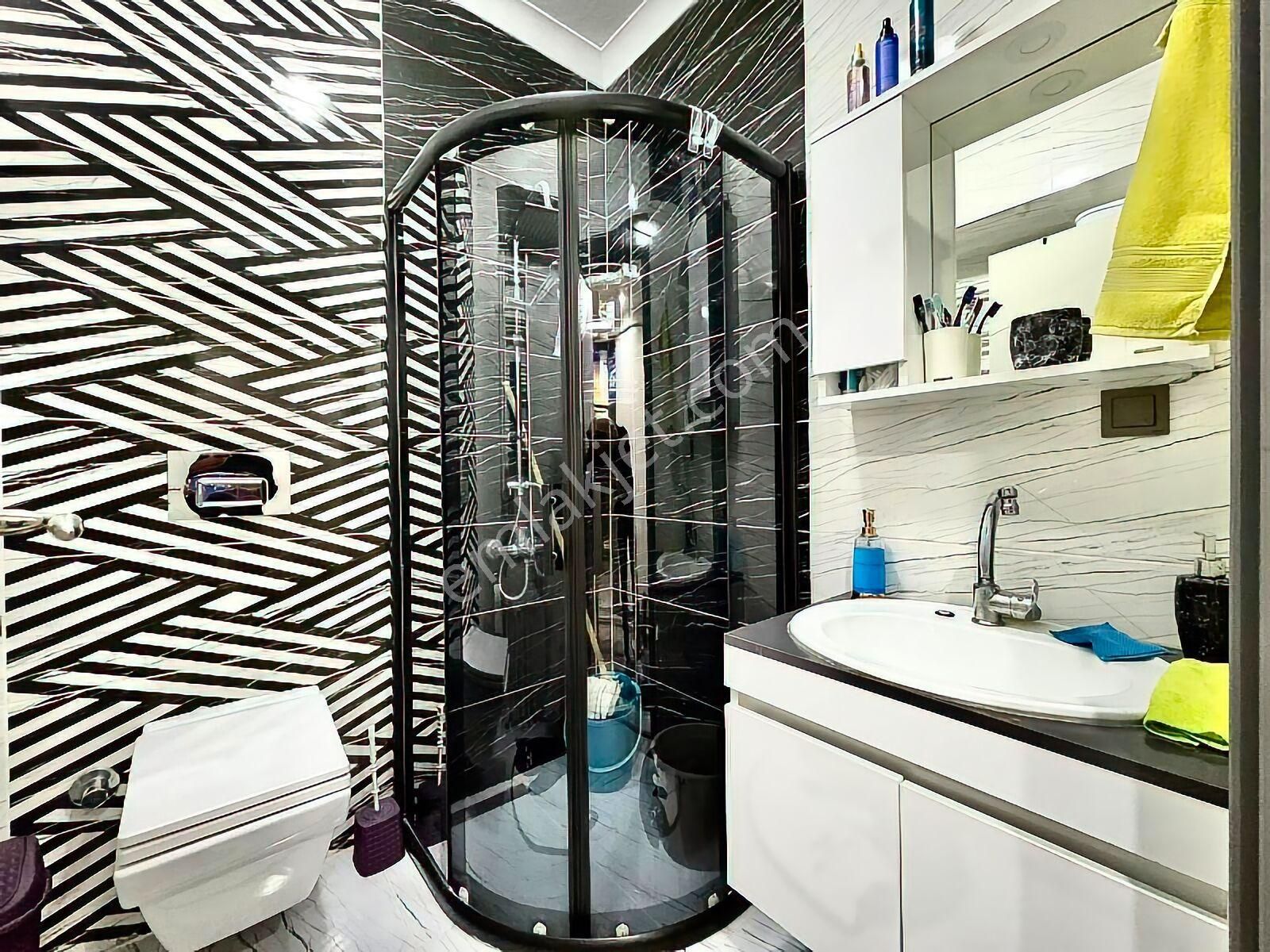 🛑🛑aktif'ten Akçay'da Satılık Şahane Tasarımlı Ön Cephe Ferah 3 Yaşında 1+1 Daire - Görsel 24