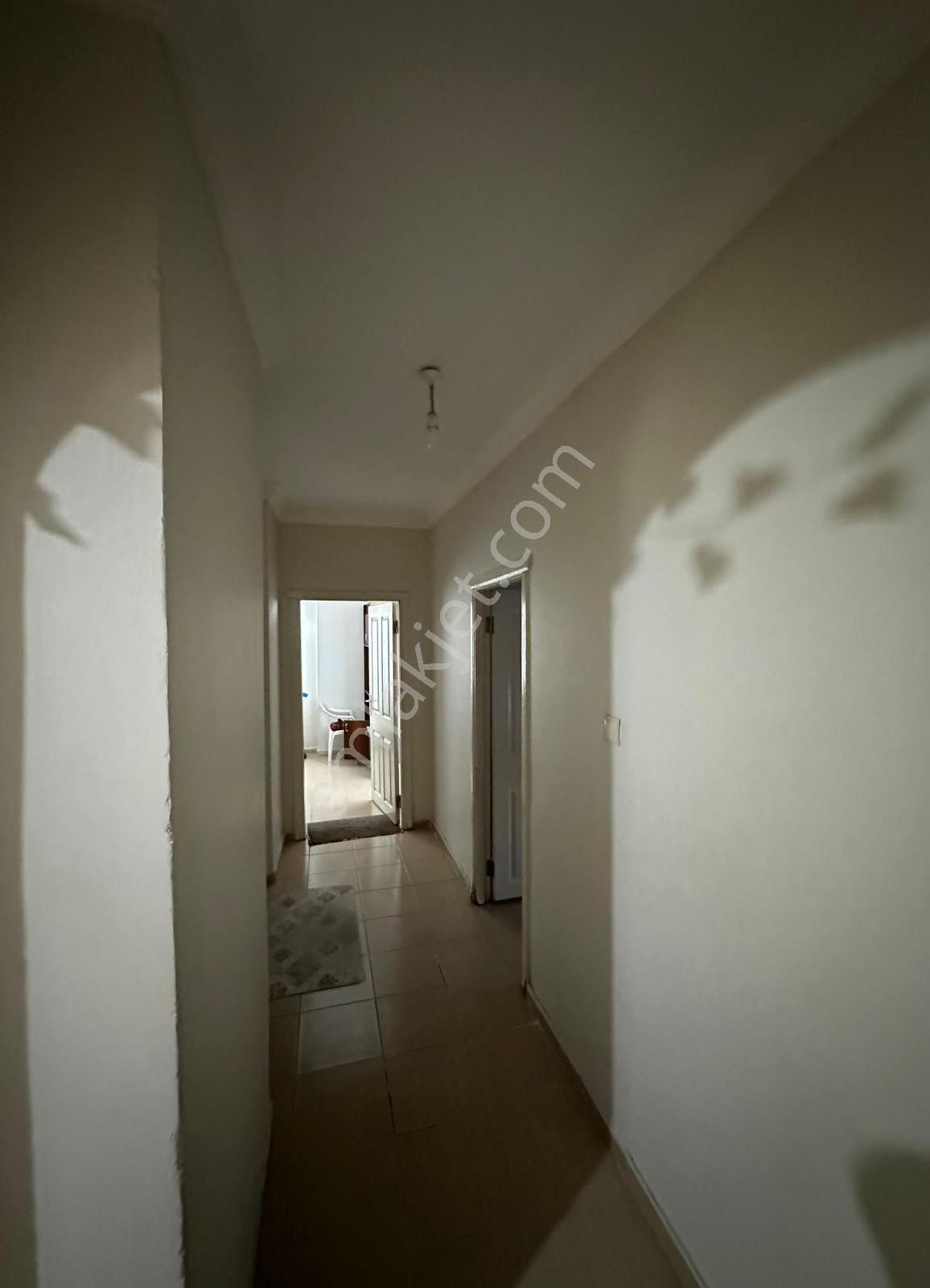 Denize Komşu Lokasyonda, Havuzlu Sitede Geniş Ve Ferah 3+1 Daire - Görsel 6