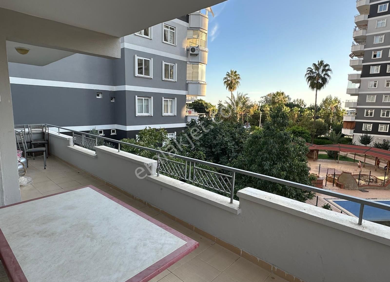 Denize Komşu Lokasyonda, Havuzlu Sitede Geniş Ve Ferah 3+1 Daire - Görsel 10