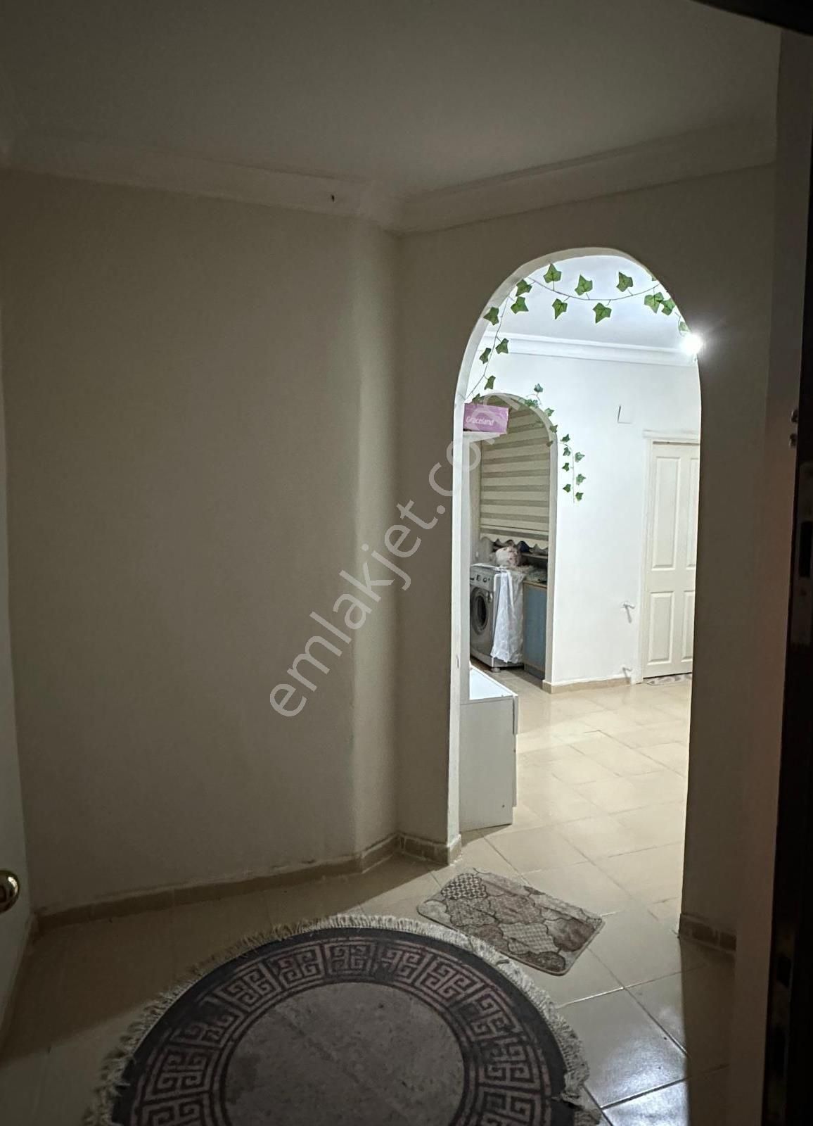 Denize Komşu Lokasyonda, Havuzlu Sitede Geniş Ve Ferah 3+1 Daire - Görsel 9