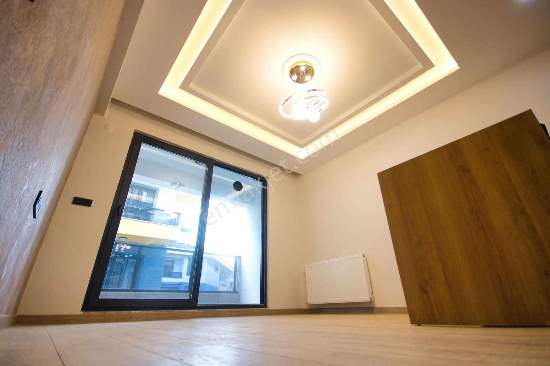 🛑🛑aktiften Akçay'da Satılık Modern Mimarinin Eşsiz Çizgiler İle Buluştuğu 1+1daire - Görsel 16