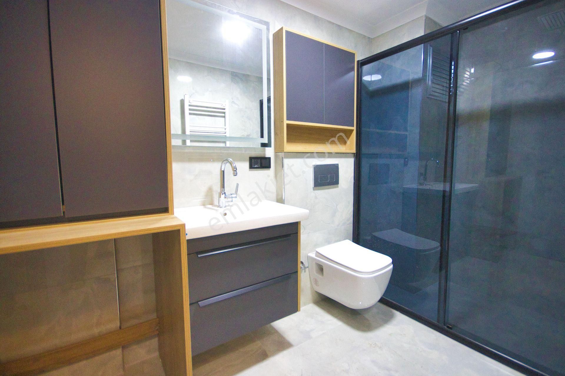 🛑🛑aktiften Akçay'da Satılık Modern Mimarinin Eşsiz Çizgiler İle Buluştuğu 1+1daire - Görsel 33