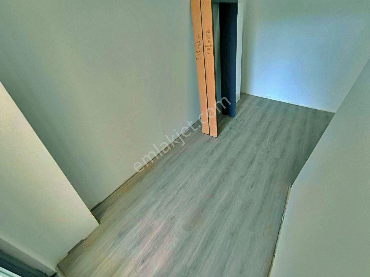 Uytundan Kadıköyde Yerden Isıtmalı Satılık 1+1 Lüx Daire - Görsel 30