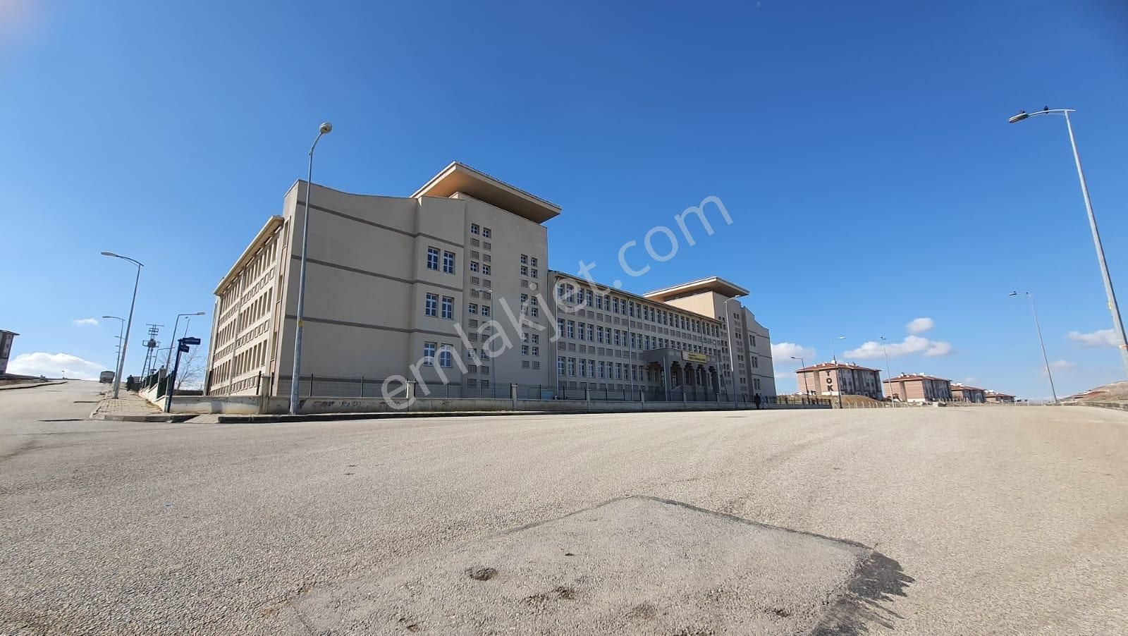 Temelli'de Toki Evlerinde Araç Takaslı Tapulu 1+1 Satılık Daire - Görsel 10