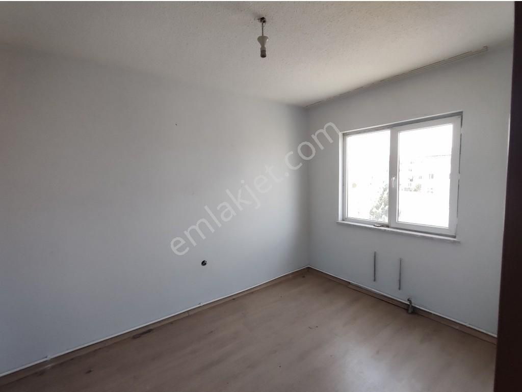 Temelli'de Toki Evlerinde Araç Takaslı Tapulu 1+1 Satılık Daire - Görsel 6