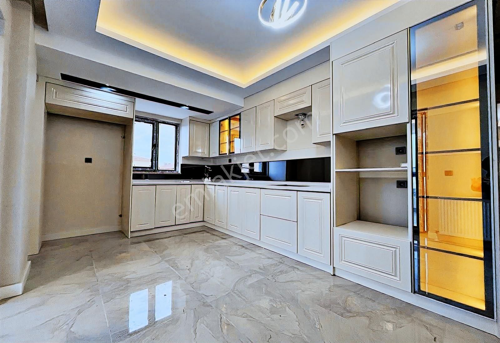 Yenikent Emlak'tan Ultra Lüks Anahtar Teslim Daire - Görsel 2