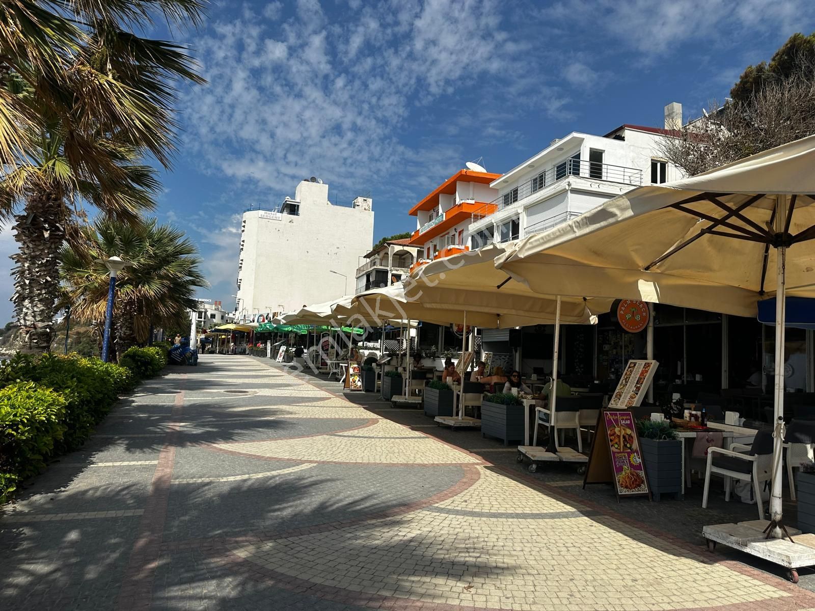 Kadınlar Denizine 150 Mt Mesafede Manzaralı 2+1 - Görsel 20