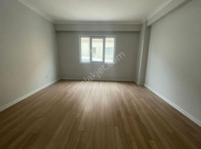 Mertcan Dan Kartal Metroya Yürüme 3+1 Ebeveyn Banyolu Lüks Daire - Görsel 7