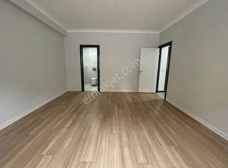 Mertcan Dan Kartal Metroya Yürüme 3+1 Ebeveyn Banyolu Lüks Daire - Görsel 9