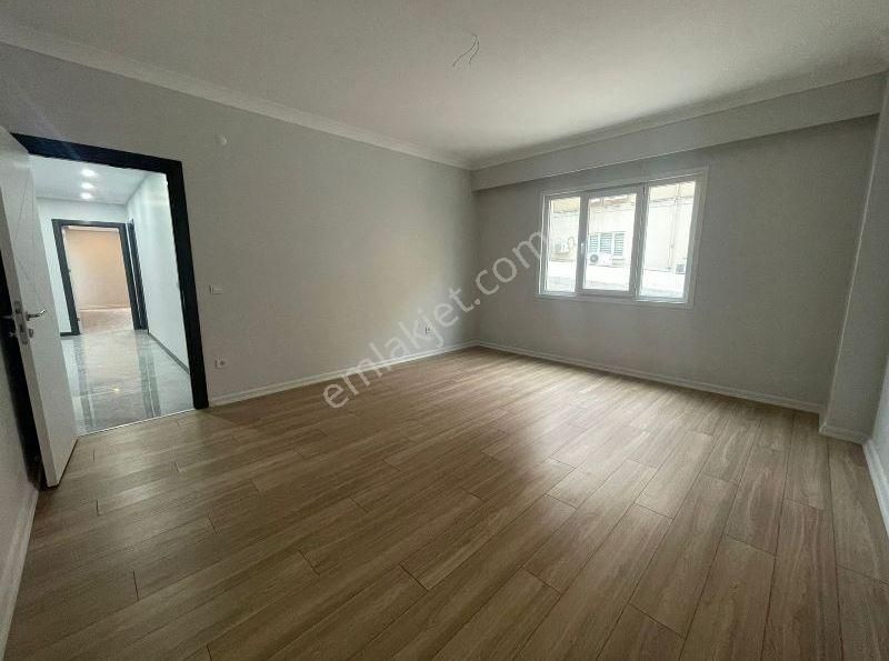 Mertcan Dan Kartal Metroya Yürüme 3+1 Ebeveyn Banyolu Lüks Daire - Görsel 8