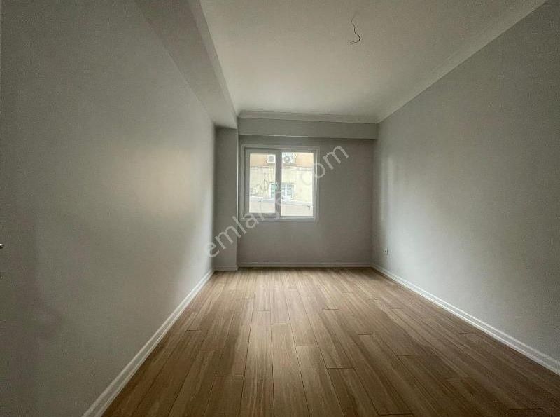 Mertcan Dan Kartal Metroya Yürüme 3+1 Ebeveyn Banyolu Lüks Daire - Görsel 12