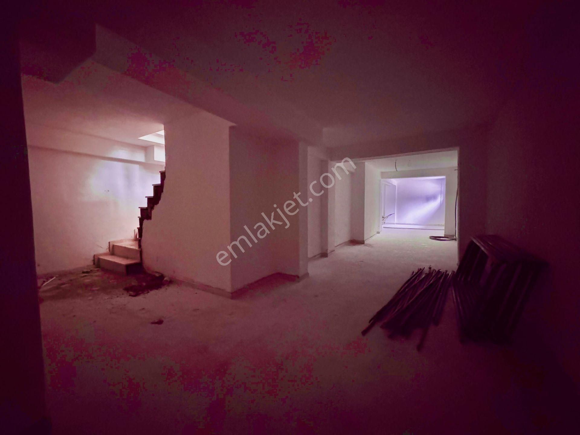 Goldhouse Dan Satılık Gençosman Da Depolu Giriş Dükkan - Görsel 9