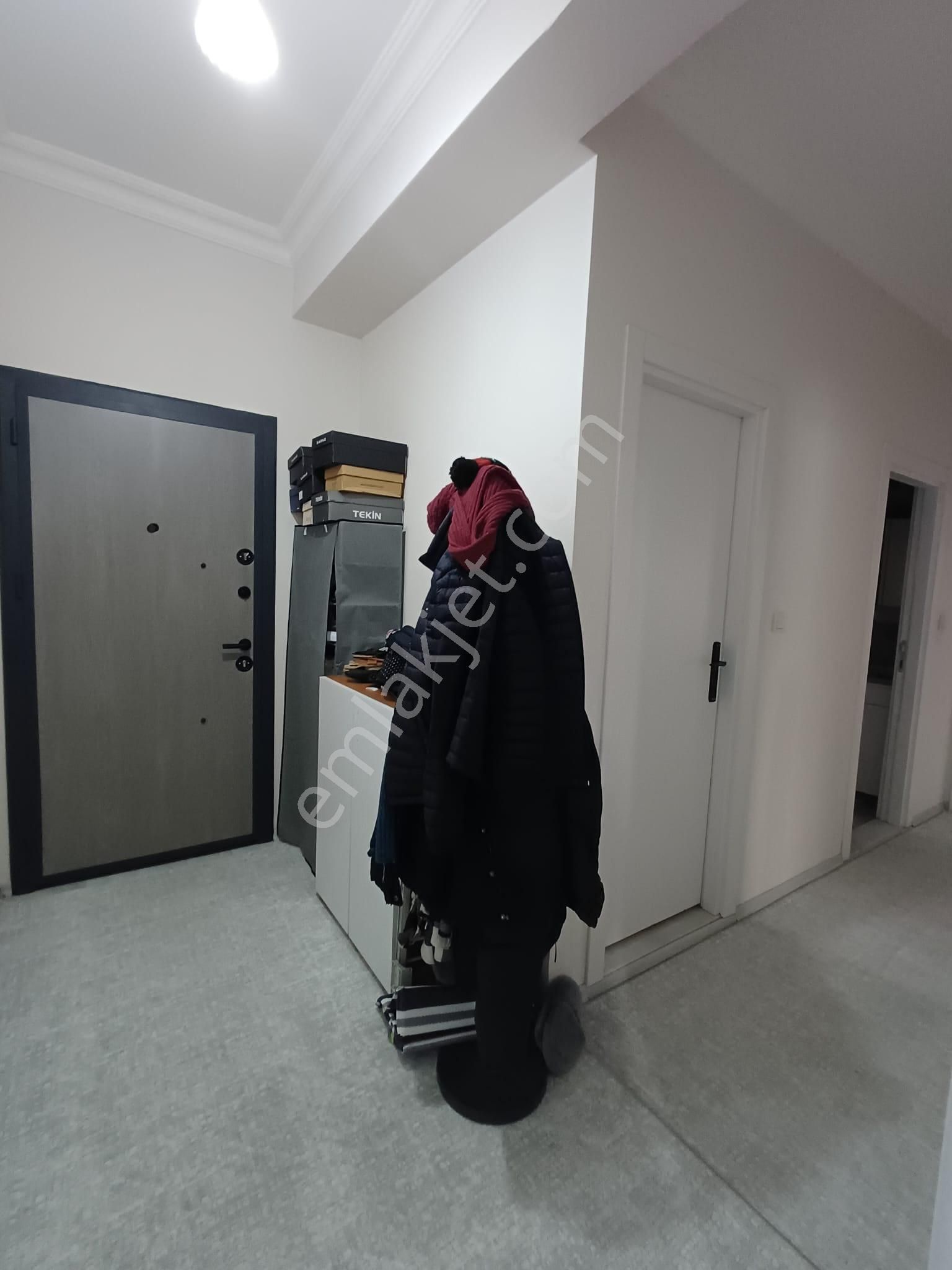 Mertcan Dan Adnan Kahveci Metroya Yürüme Balkonlu 3+1 Fırsat Kiralık - Görsel 19