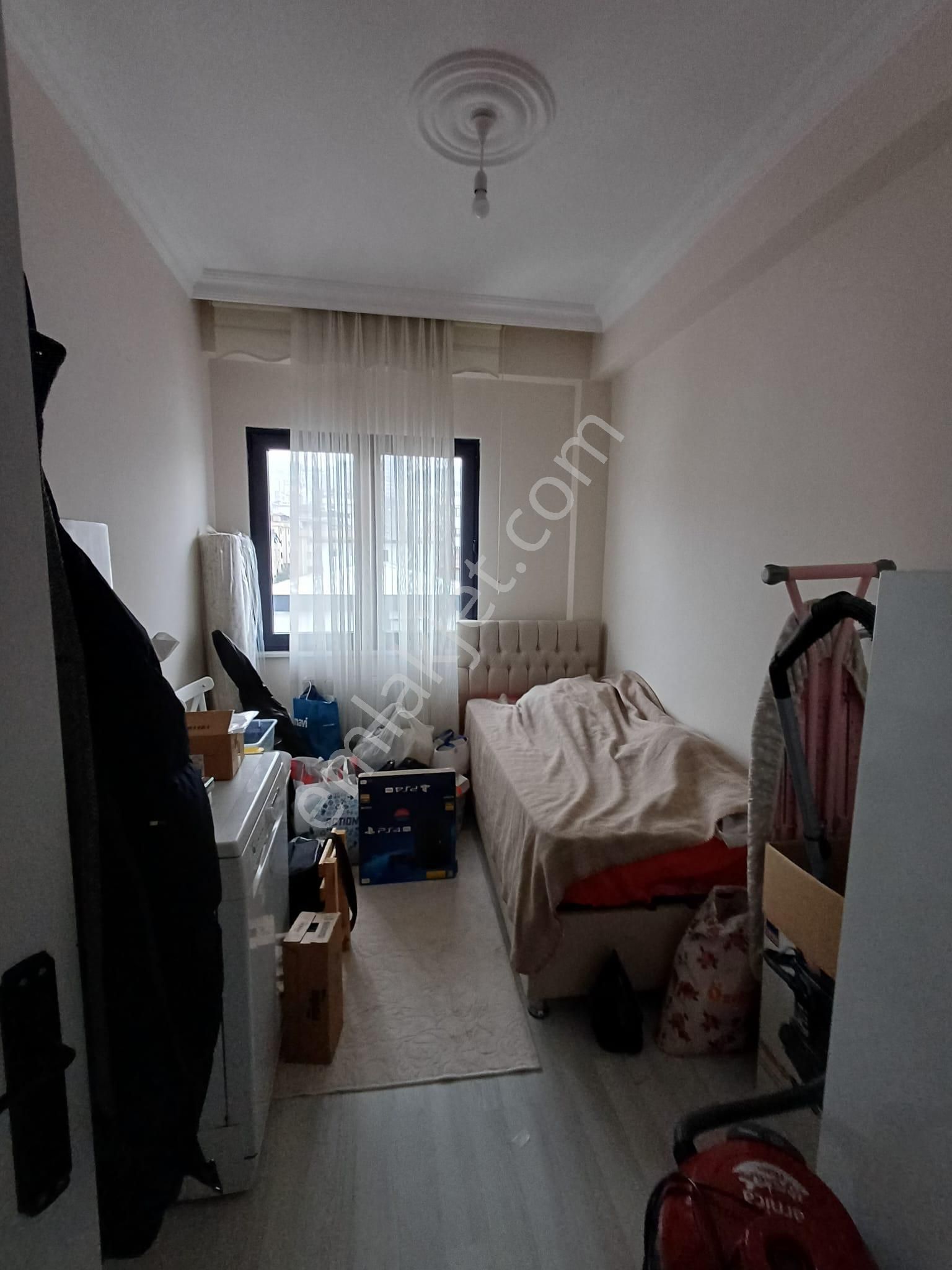 Mertcan Dan Adnan Kahveci Metroya Yürüme Balkonlu 3+1 Fırsat Kiralık - Görsel 12