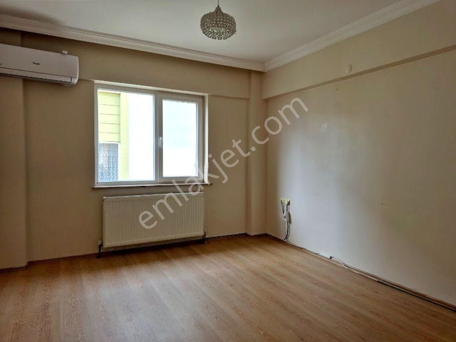 Adapazarı Camili Mahallesinde Kiralık 3+1 Daire - Görsel 15