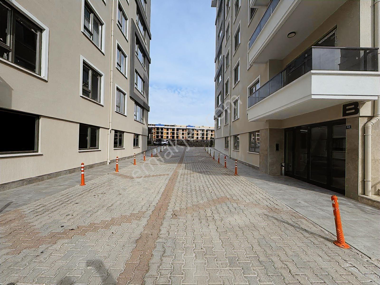 Sağlam Emlaktan Uydukent Selçukluda Satılık Lüks 4+1daire - Görsel 16
