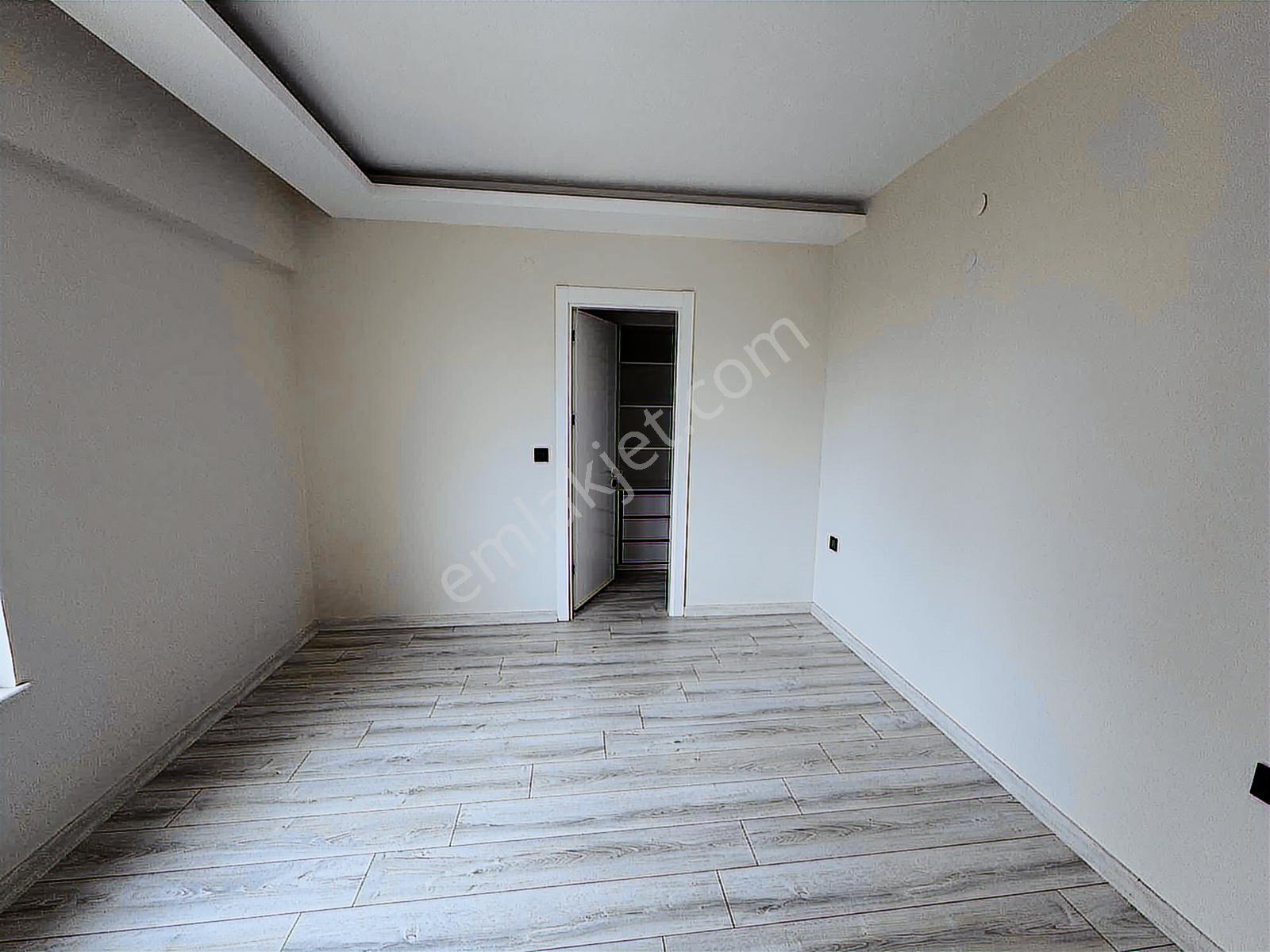 Sağlam Emlaktan Uydukent Selçukluda Satılık Lüks 4+1daire - Görsel 2