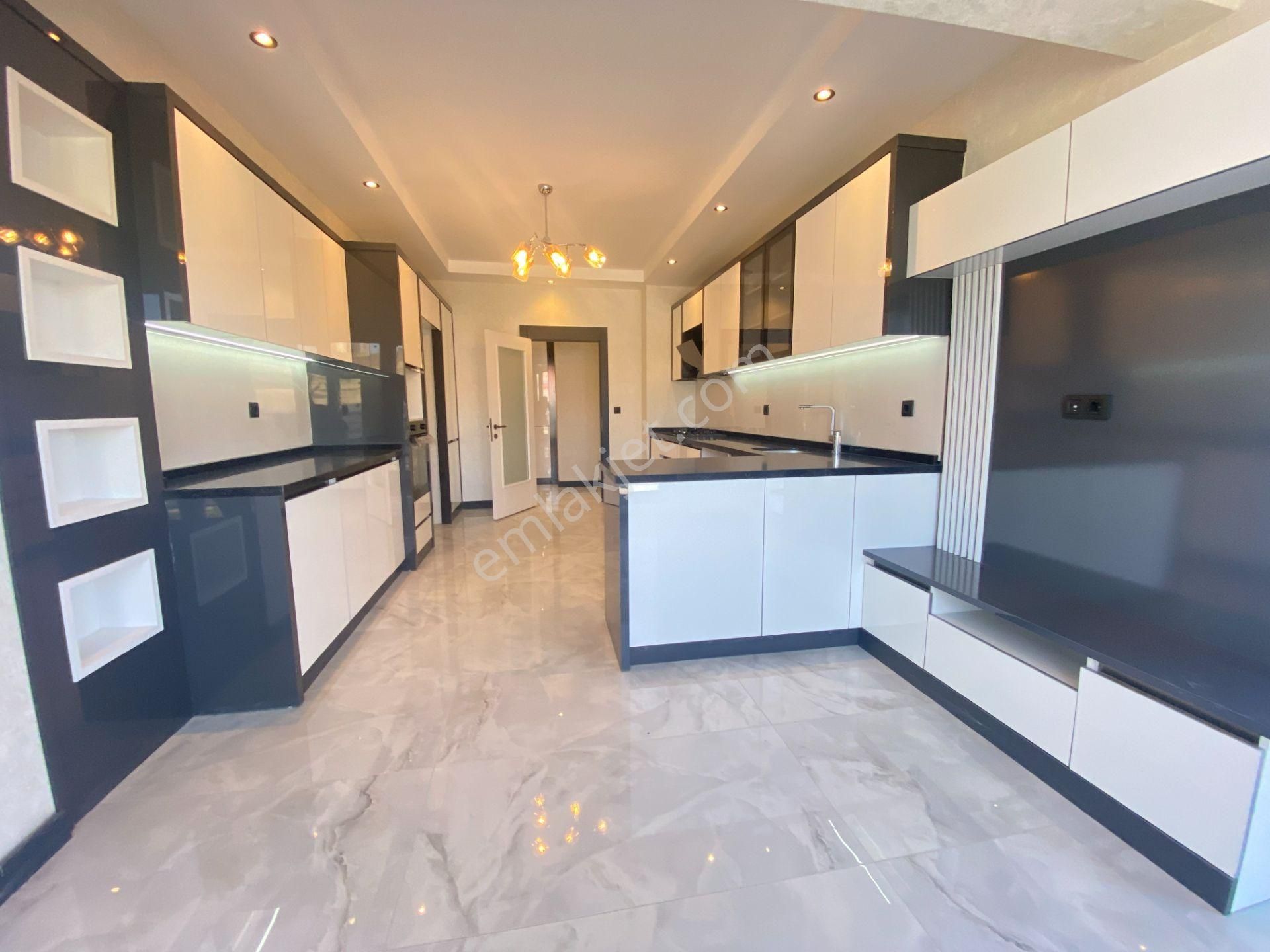 Gökçe Emlak'tan Sarayda Kaymakamlık Yakını Sitede Sıfır Geniş Daire - Görsel 6