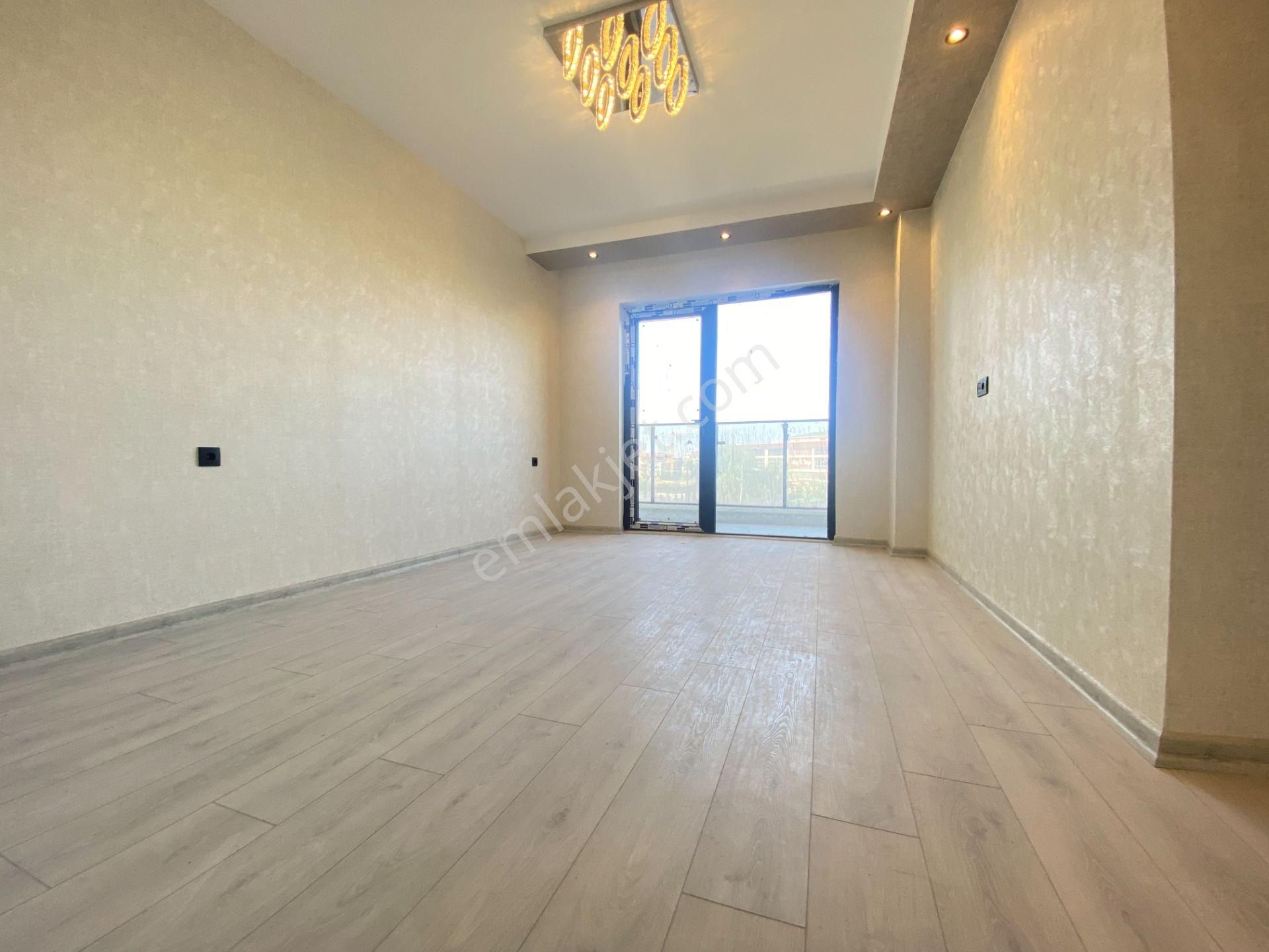 Gökçe Emlak'tan Sarayda Kaymakamlık Yakını Sitede Sıfır Geniş Daire - Görsel 14