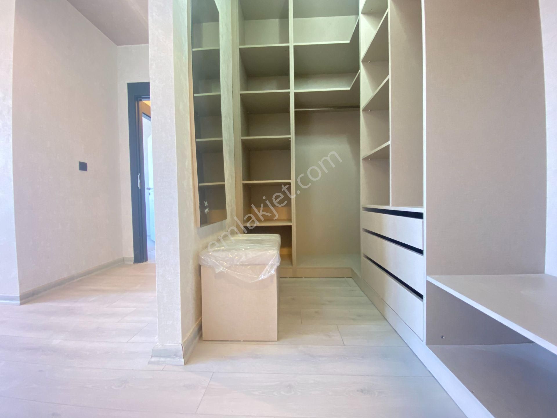 Gökçe Emlak'tan Sarayda Kaymakamlık Yakını Sitede Sıfır Geniş Daire - Görsel 17