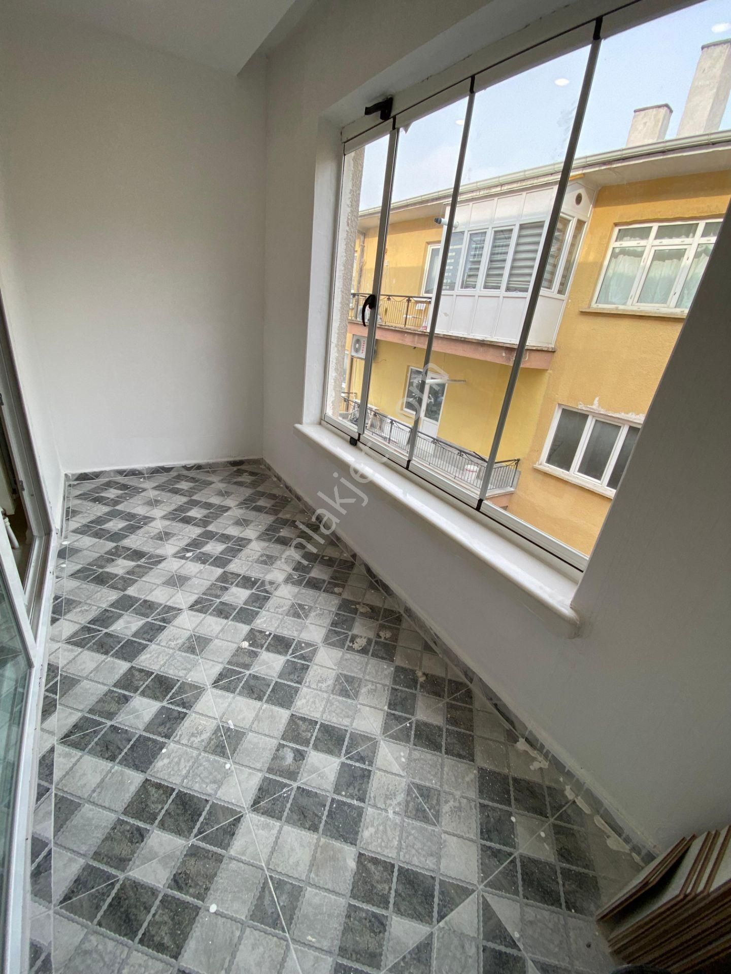 Fatih Cadde Üzeri Bağımsız 3+1 Orta Kat Geniş Şahane Daire - Görsel 11