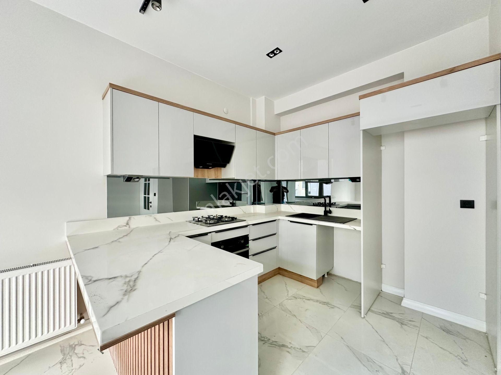 ꧁ay Emlaktan꧂akçay Kordonda Arakat Denize 50 Metre Kazdağları Eteklerinde Satılık 1+1 Lüx Daire - Görsel 2