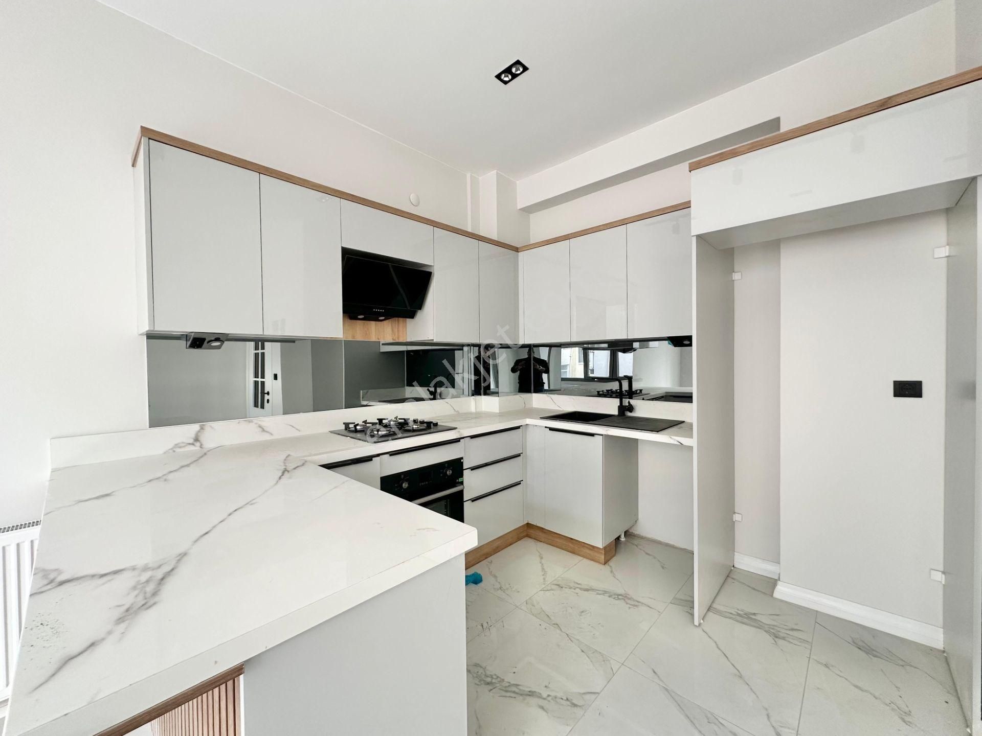 ꧁ay Emlaktan꧂akçay Kordonda Arakat Denize 50 Metre Kazdağları Eteklerinde Satılık 1+1 Lüx Daire - Görsel 9