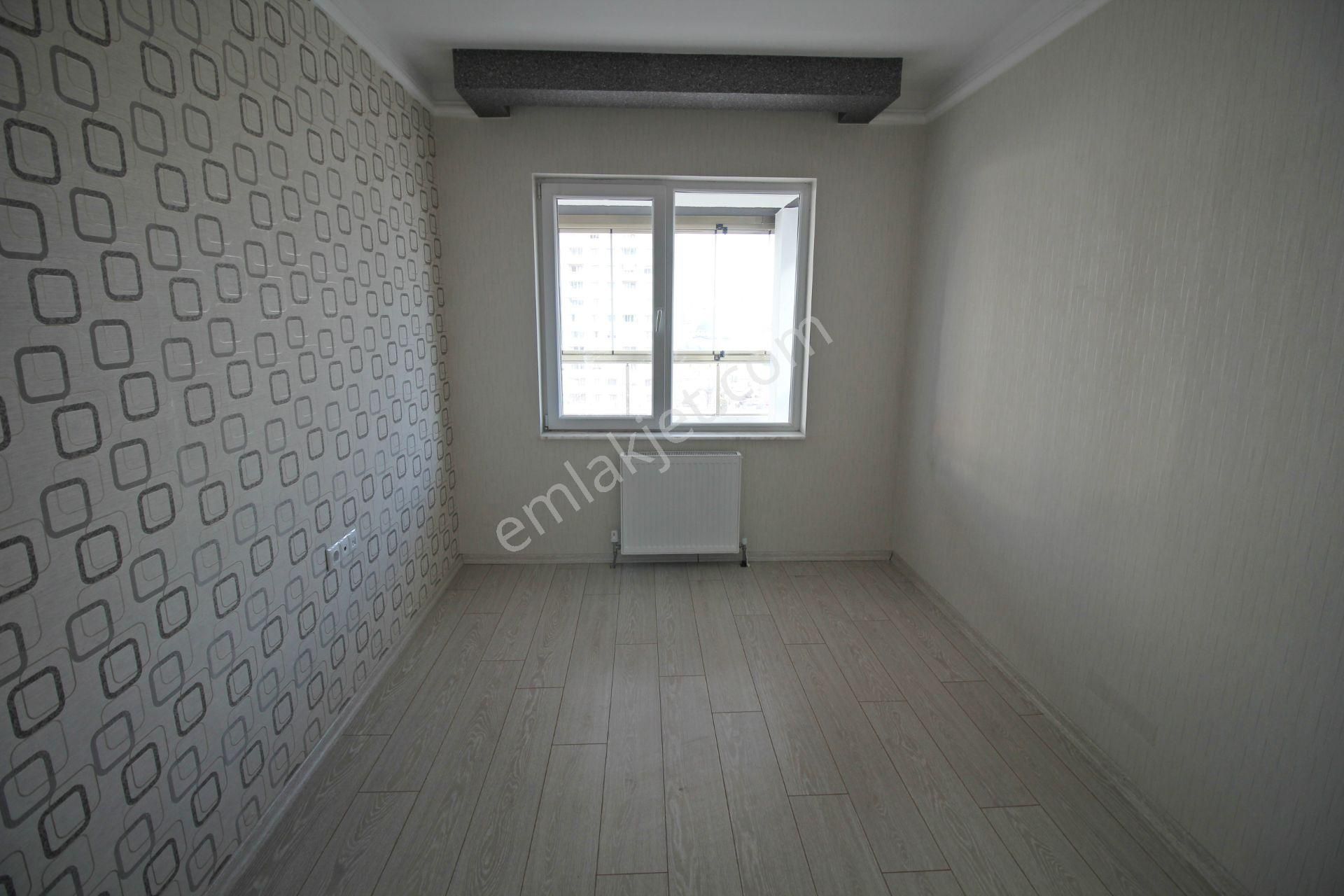 Nev Bağlıca Sitesinde Ara Kat Ön Cephe Peyzaj Manzaralı 4+1 Daire - Görsel 19