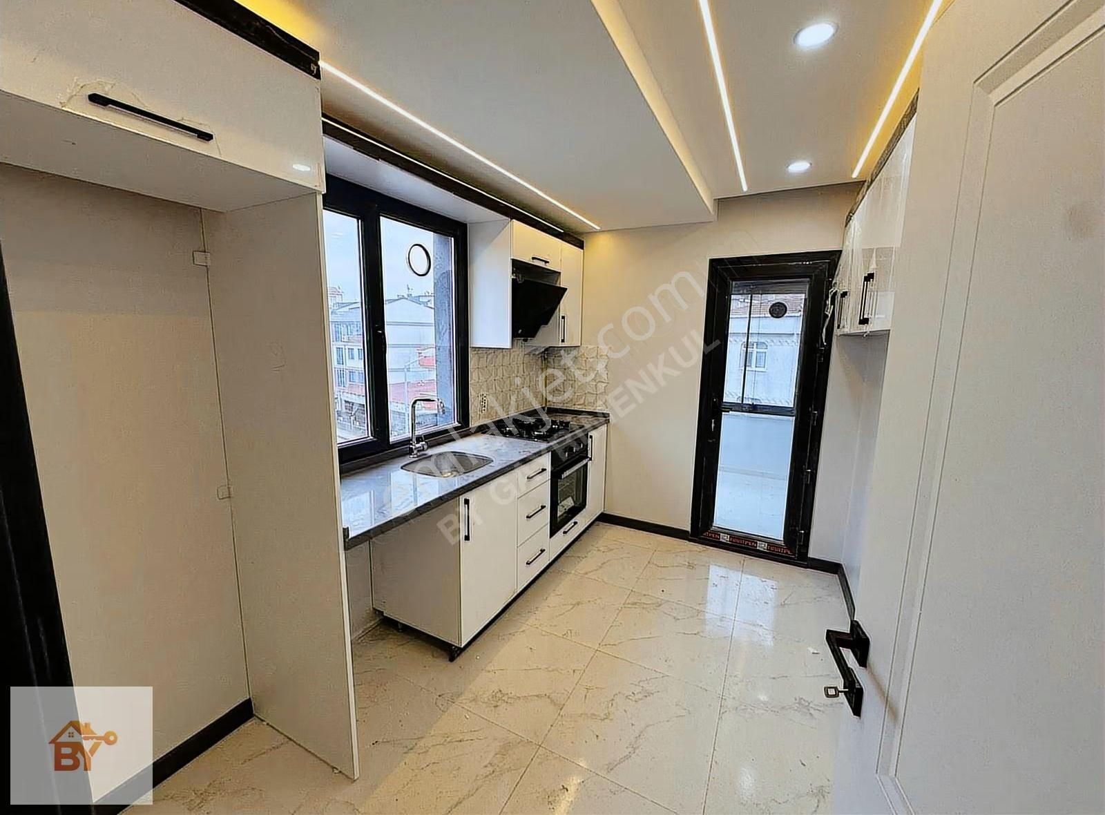 Küçükçekmece Yeni Mahalle'de Sıfır 3+2 Dubleks, 170m² - Görsel 35