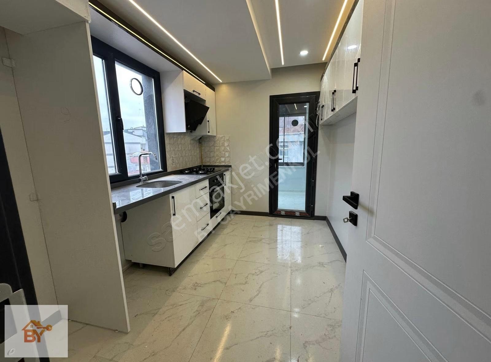 Küçükçekmece Yeni Mahalle'de Sıfır 3+2 Dubleks, 170m² - Görsel 6