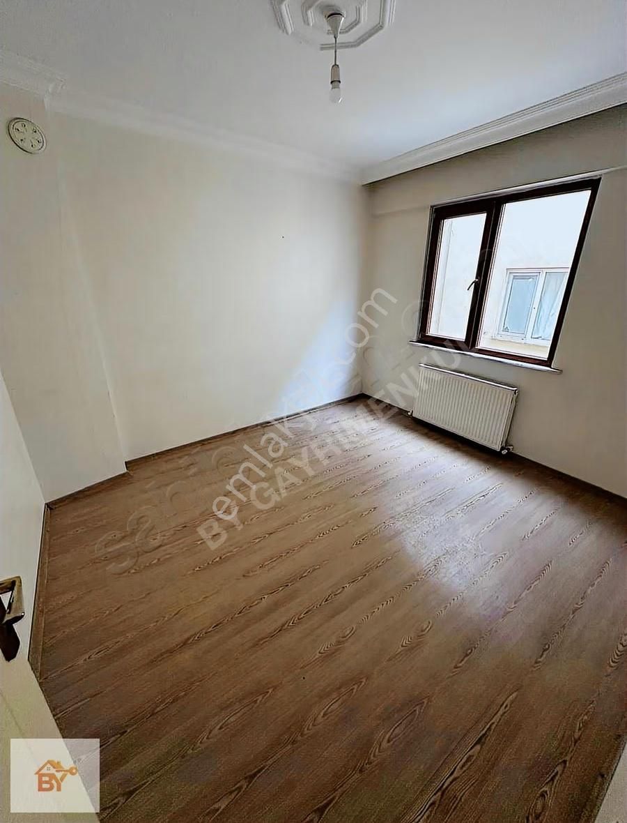Küçükçekmece Gültepe'de Satılık 2+1 Daire (e5 Yakını, 80m²) - Görsel 19