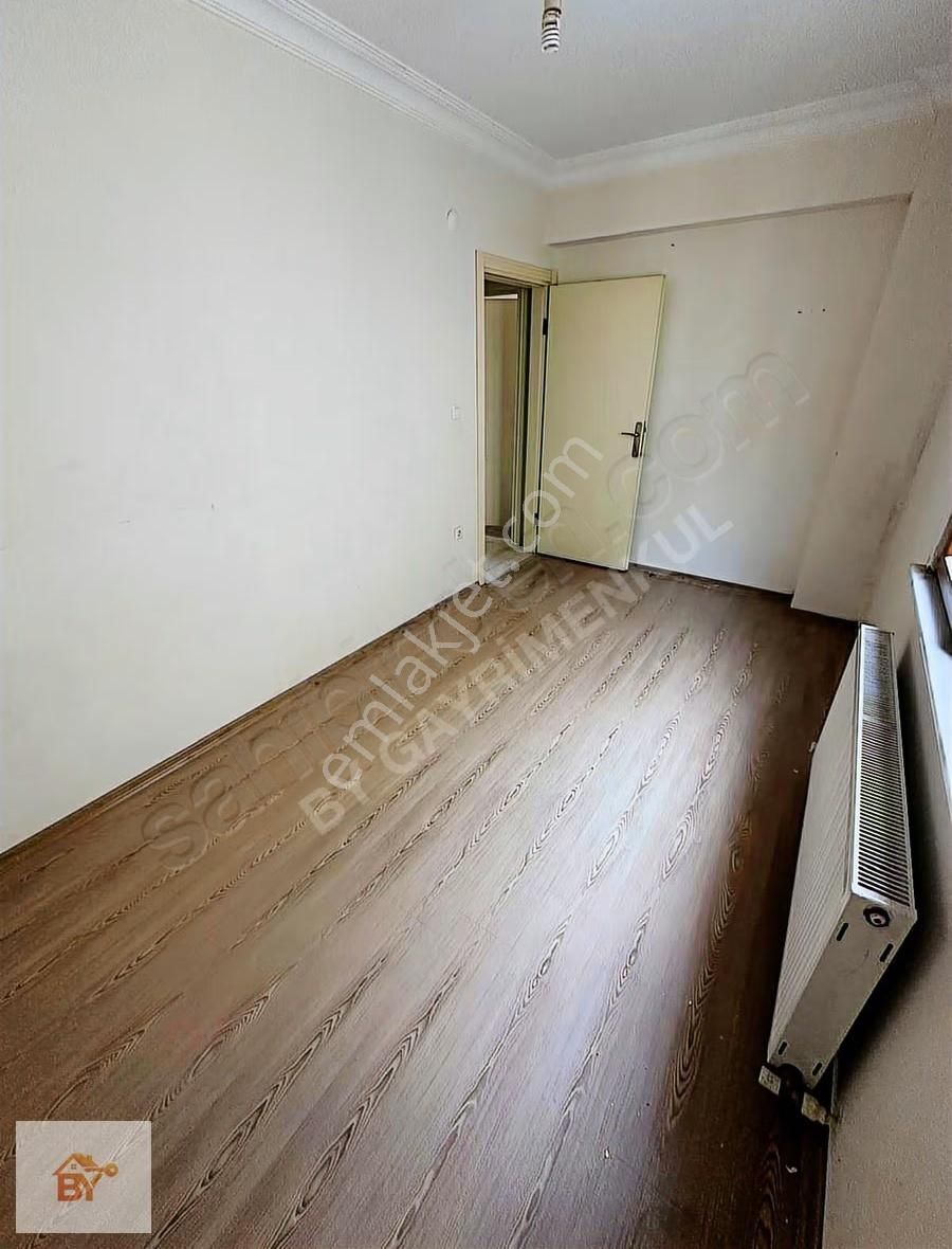 Küçükçekmece Gültepe'de Satılık 2+1 Daire (e5 Yakını, 80m²) - Görsel 8