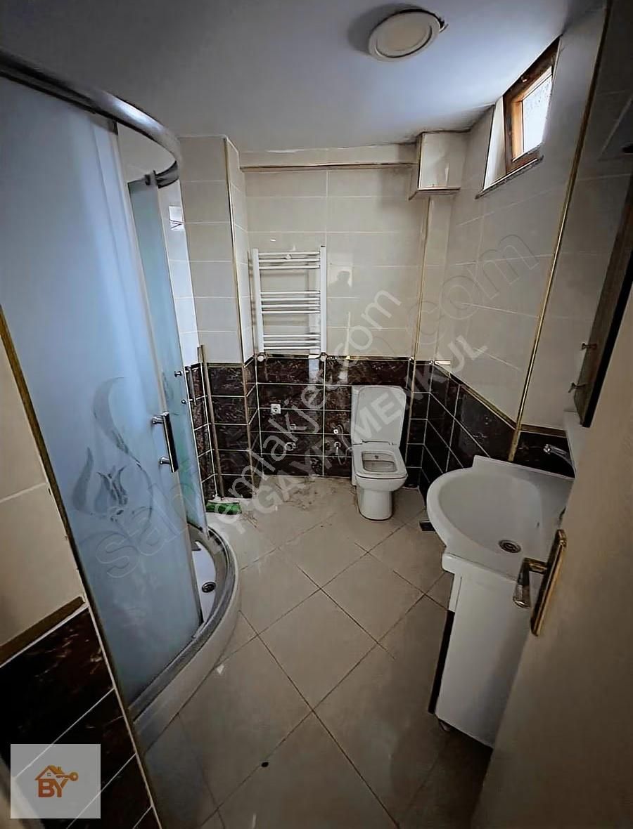 Küçükçekmece Gültepe'de Satılık 2+1 Daire (e5 Yakını, 80m²) - Görsel 23